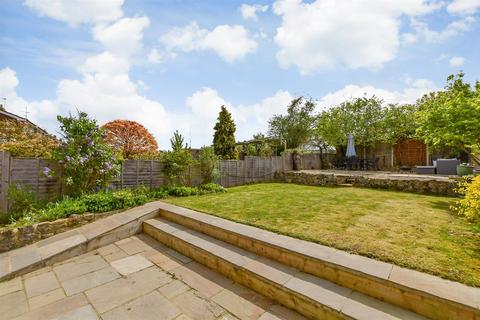 Offens Drive, Tonbridge TN12 3 bed semi