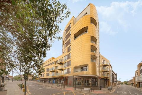 Chamberlayne Road, London NW10 1 bed flat for sale