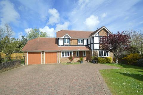 STUNNING DETACHED HOME * SHANKLIN 4 bed detached house for sale
