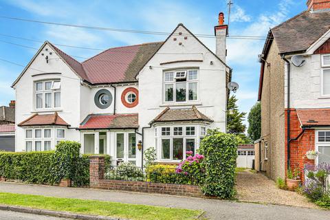Warren Park, Warlingham CR6 3 bed semi