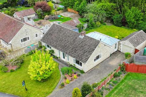 Feversham Road, Helmsley YO62 3 bed detached bungalow for sale