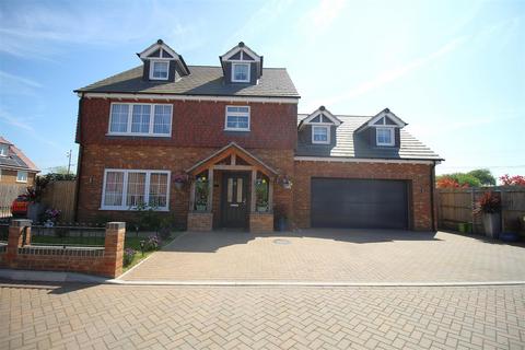 Scocles road 5 bed detached house for sale