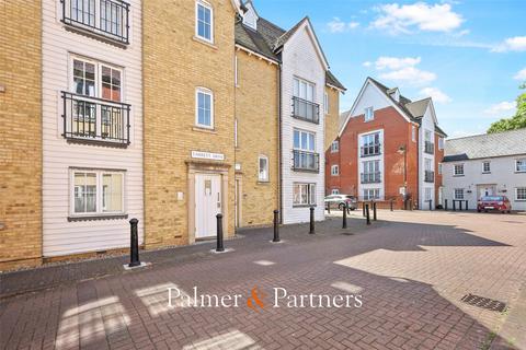 Edward Paxman Gardens, Colchester... 2 bed apartment for sale