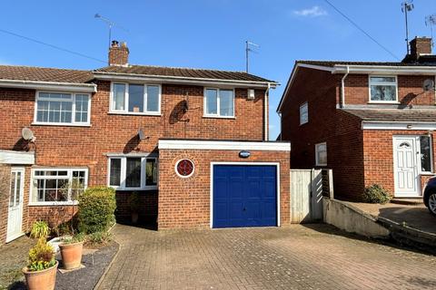 Rolfe Crescent, Nether Heyford... 3 bed semi