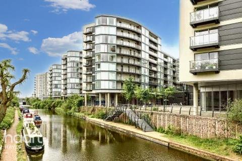 Station Approach, Hayes 3 bed apartment for sale