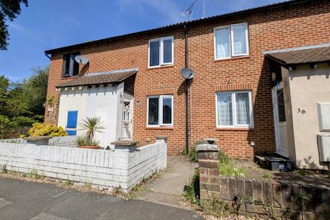 Roxburghe Close, Bordon GU35 2 bed terraced house for sale