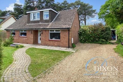 Tricketts Lane, Ferndown, Dorset 4 bed detached house for sale