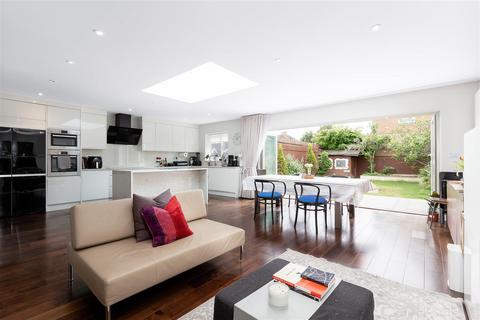 Chamberlayne Road, London NW10 4 bed house for sale