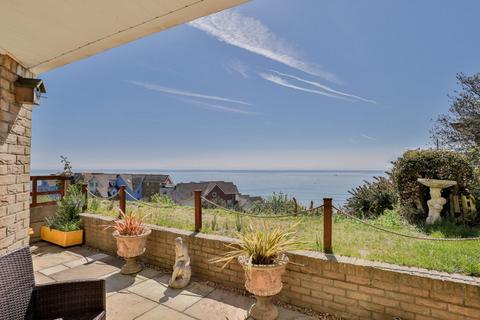 Michelgrove Road 2 bed apartment for sale