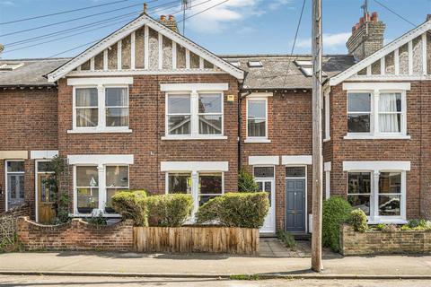 Marlowe Road, Cambridge CB3 4 bed terraced house for sale