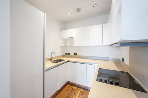 The Cascades, Hampstead, London, NW3 2 bed flat for sale