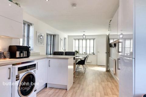 Waugh Drive, Telford 4 bed detached house for sale
