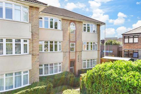 Springfield Drive, Gants Hill... 1 bed flat for sale
