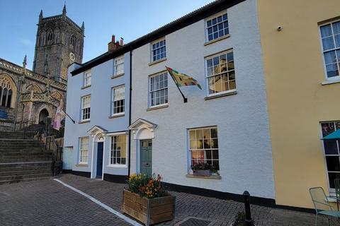 The Square, Axbridge, BS26 4 bed townhouse for sale