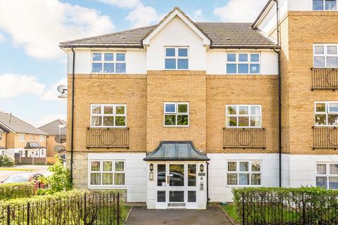 Hillary Drive, Isleworth TW7 1 bed flat for sale
