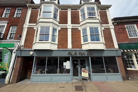 High Street, Winchester, Hampshire 1 bed apartment for sale
