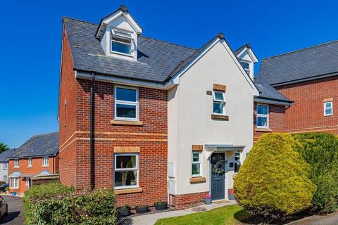 Heol Y Brenin, Penarth CF64 6 bed detached house for sale