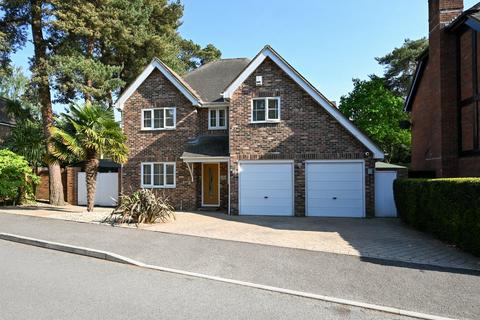 Hobbs Park, St Leonards, Ringwood, BH24 5 bed detached house for sale
