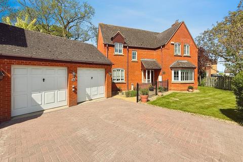 Millfield Close, Lower Quinton... 4 bed detached house for sale