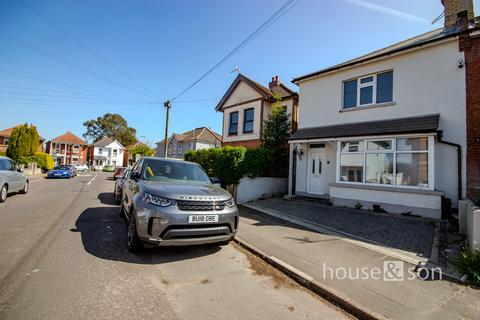 Cardigan Road, Bournemouth 4 bed semi