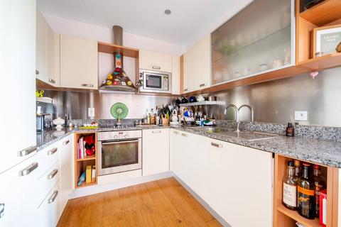 Epsom Road, Guildford, GU1 3 bed flat for sale