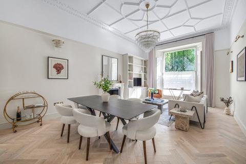 Pembridge Gardens, Notting Hill, London 3 bed flat for sale