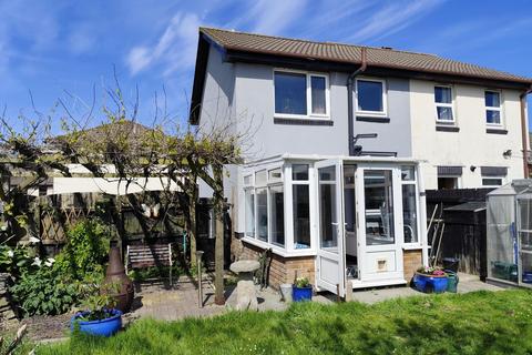 Meadowside, Newquay TR7 2 bed end of terrace house for sale