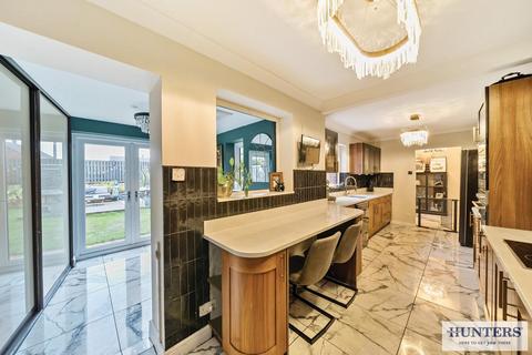 Village Farm Court, Beal, Goole 4 bed detached house for sale