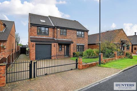Village Farm Court, Beal, Goole 4 bed detached house for sale