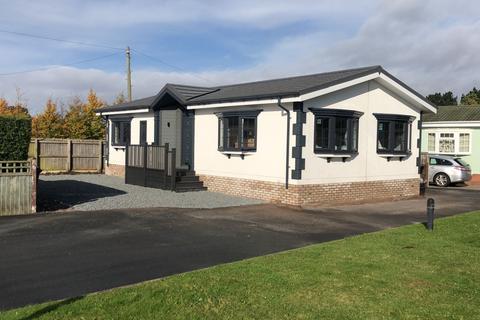 Kings Acre Road, Hereford HR4 2 bed park home for sale