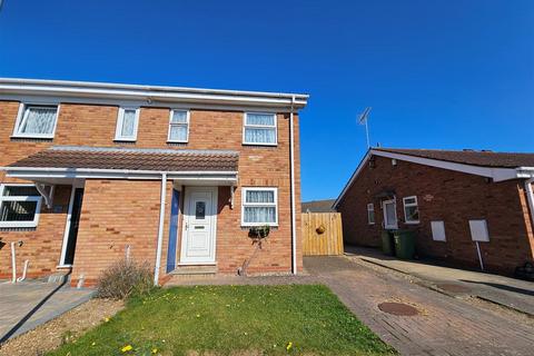 12 Magnolia Close, Driffield, YO25 6QU 2 bed semi
