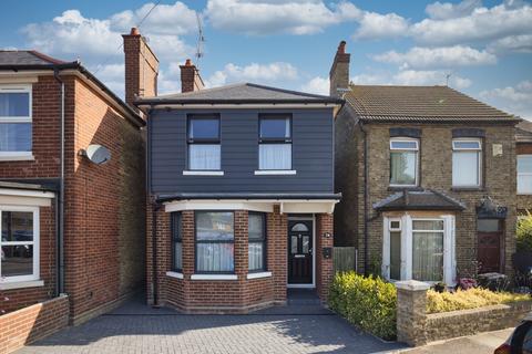 Albion Road, Broadstairs, Kent, CT10 3 bed detached house for sale