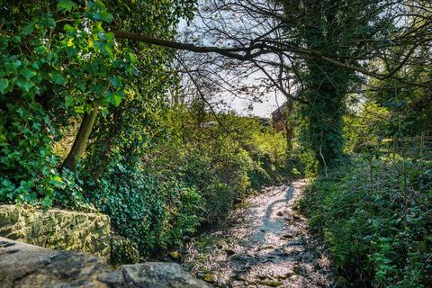Sherborne DT9 3 bed detached house for sale
