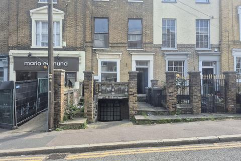 65C Windmill Street, Gravesend, Kent... 1 bed ground floor flat for sale