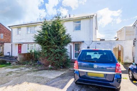 Aylesbury,  Buckinghamshire,  HP21 3 bed end of terrace house for sale