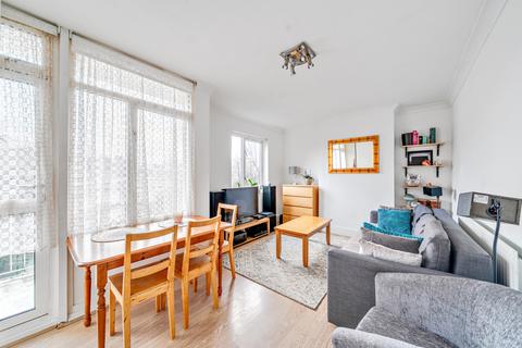 Princes Way, London SW19 3 bed apartment for sale