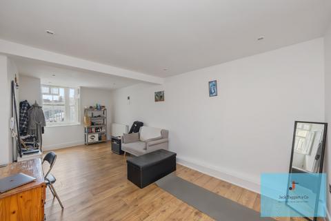 Clarence Square, Brighton, BN1 1 bed apartment for sale