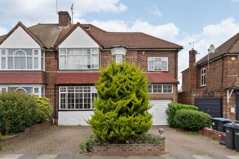 London N21 6 bed semi