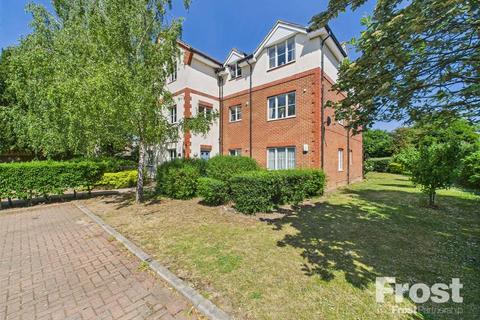 Chantry Close, Sunbury