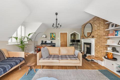 Crystal Palace Park Road, Sydenham... 2 bed apartment for sale