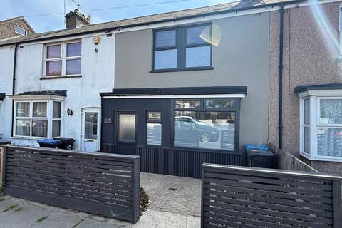 Ramsgate Road, Margate CT9 3 bed terraced house for sale