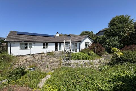 Perranwell Road, Goonhavern 4 bed detached bungalow for sale