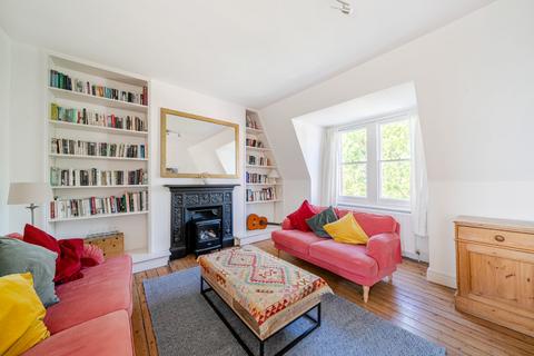 Gladsmuir Road, London, N19 1 bed flat for sale