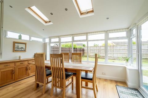 Lowfield Drive, Haxby, York, YO32 3QY 4 bed semi