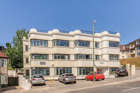 Sea Road, Bournemouth 2 bed apartment for sale