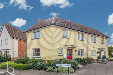 Jackdaw Drive, Stanway 3 bed semi