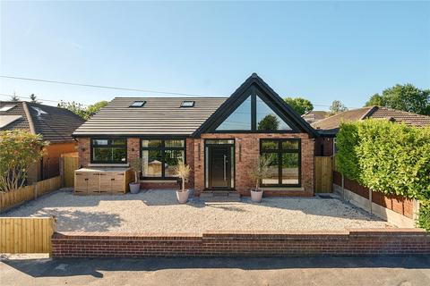 Hartshead Crescent, Woodhouses... 6 bed detached house for sale