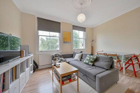 Dalling Road, Hammersmith, London, W6 2 bed flat for sale