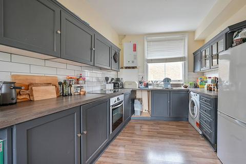Dalling Road, Hammersmith, London, W6 2 bed flat for sale