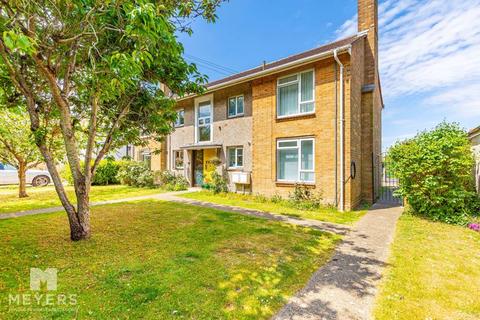 100a Watcombe Road, Southbourne, BH6 1 bed apartment for sale